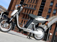 Мотоцикл Yamaha EC-03 2012 фото