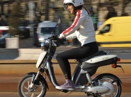 Мотоцикл Yamaha EC-03 2013 фото