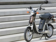 Мотоцикл Yamaha EC-03 2013 фото
