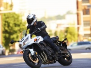 Мотоцикл Yamaha FZ1 2011 фото