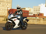 Мотоцикл Yamaha FZ6R 2011 фото