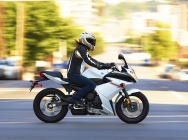 Мотоцикл Yamaha FZ6R 2011 фото