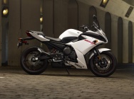 Мотоцикл Yamaha FZ6R 2011 фото