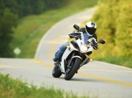 Мотоцикл Yamaha FZ6R 2011 фото