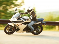 Мотоцикл Yamaha FZ6R 2011 фото