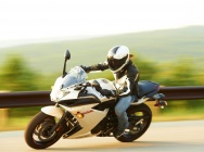 Мотоцикл Yamaha FZ6R 2011 фото