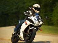 Мотоцикл Yamaha FZ6R 2011 фото