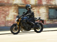 Мотоцикл Yamaha FZ8 2011 фото