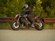 Мотоцикл Yamaha FZ8 2011 фото