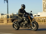 Мотоцикл Yamaha FZ8 2011 фото