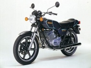 Мотоцикл Yamaha RD 400 1979 фото
