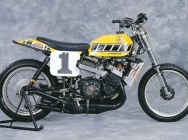 Мотоцикл Yamaha TZ 750 1975 фото