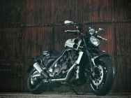 Мотоцикл Yamaha VMX V-Max Carbon 30th Anniversary Special Edition 2015 фото
