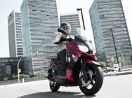 Мотоцикл Yamaha X-MAX 125 2011 фото