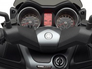 Мотоцикл Yamaha X-MAX 250 MOMODESIGN 2013 фото
