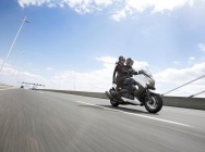 Мотоцикл Yamaha X-MAX 400 2013 фото