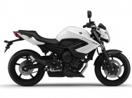Мотоцикл Yamaha XJ6 2013 фото
