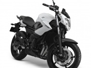 Мотоцикл Yamaha XJ6 2013 фото