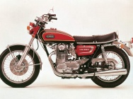 Мотоцикл Yamaha XS 650 1971 фото