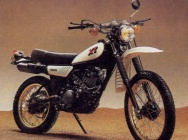 Мотоцикл Yamaha XT 250 1982 фото