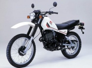 Мотоцикл Yamaha XT 400 Artesia 1982 фото
