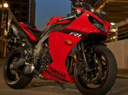 Мотоцикл Yamaha YZF 1000 R1 2014 фото