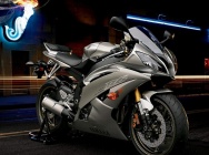 Мотоцикл Yamaha YZF 600 R6 2008 фото