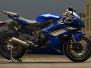 Мотоцикл Yamaha YZF 600 R6 2012 фото