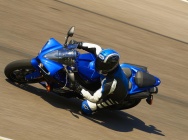 Мотоцикл Yamaha YZF-R1 2011 фото
