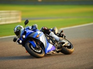 Мотоцикл Yamaha YZF-R1 2011 фото