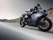 Мотоцикл Yamaha YZF-R1 2012 фото