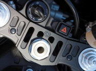 Мотоцикл Yamaha YZF-R1 2012 фото