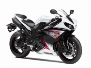 Мотоцикл Yamaha YZF-R1 2012 фото