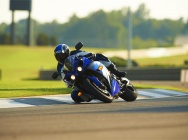 Мотоцикл Yamaha YZF-R1 2012 фото