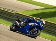 Мотоцикл Yamaha YZF-R6 2011 фото