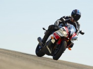 Мотоцикл Yamaha YZF-R6 2011 фото