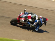 Мотоцикл Yamaha YZF-R6 2011 фото