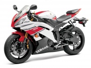 Мотоцикл Yamaha YZF-R6 2012 фото
