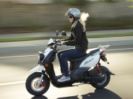 Мотоцикл Yamaha ZUMA 50 F 2012 фото