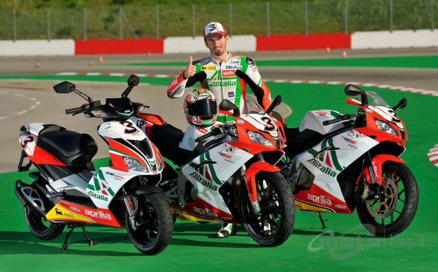 Мотоцикл Aprilia RS 125 Max Biaggi Superbike Replica 2010 фото