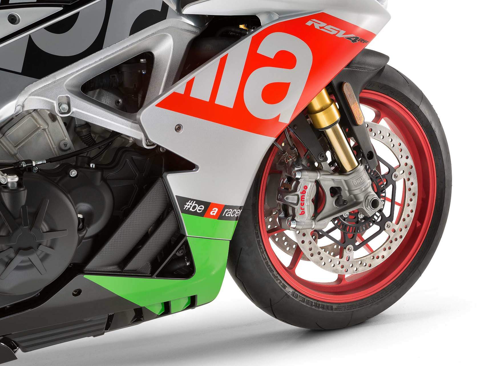 Мотоцикл Aprilia RSV4 RF 2017 фото