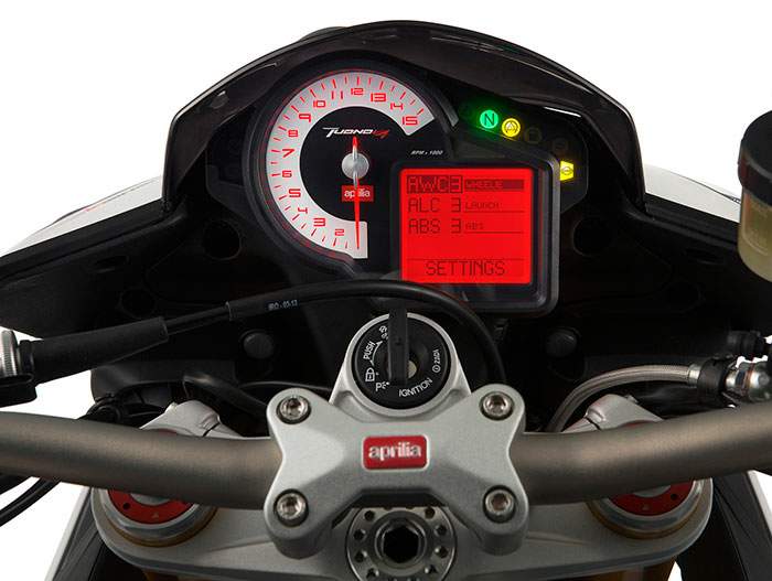 Мотоцикл Aprilia Tuono V4 R APRC 2015 фото