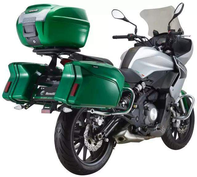 Мотоцикл Benelli 302 Touring 2018 фото
