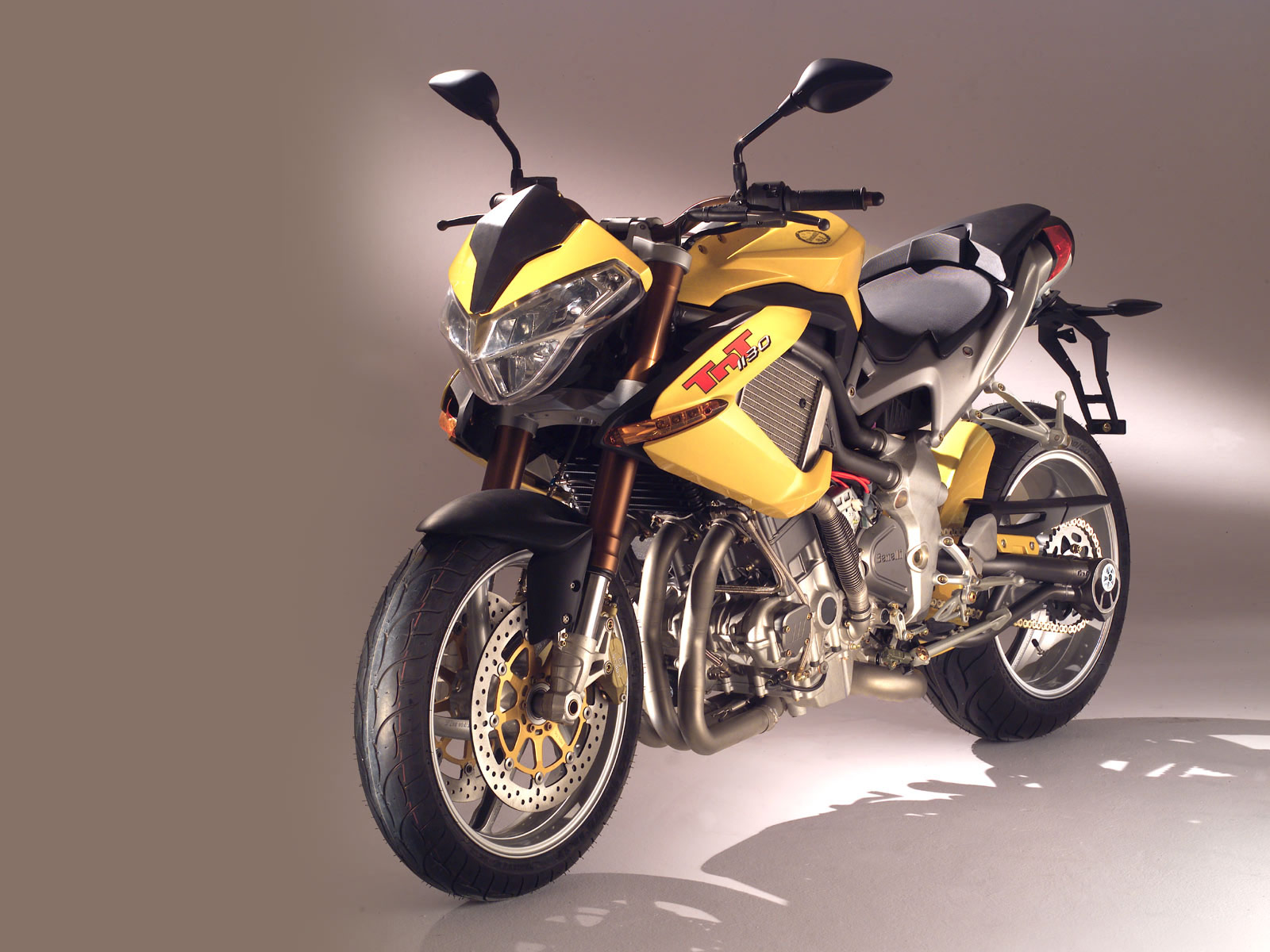 Мотоцикл Benelli TNT 1130  2004 фото