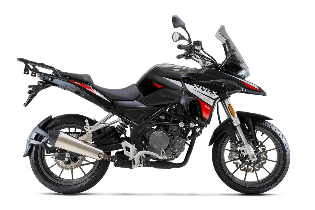 Мотоцикл Benelli TRK 251 2019 фото