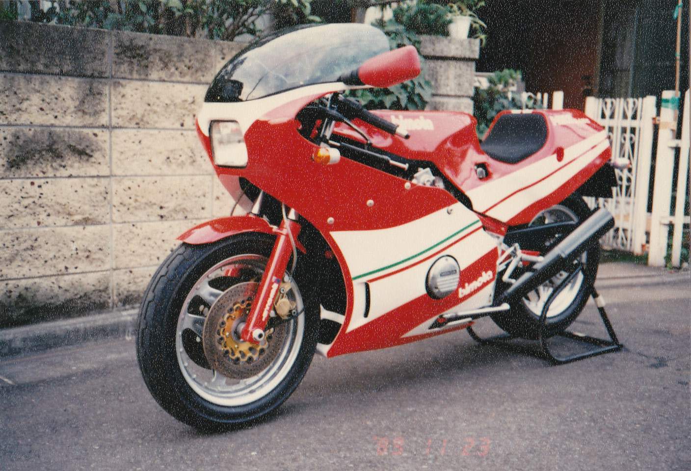 Мотоцикл Bimota HB3S 1985 фото