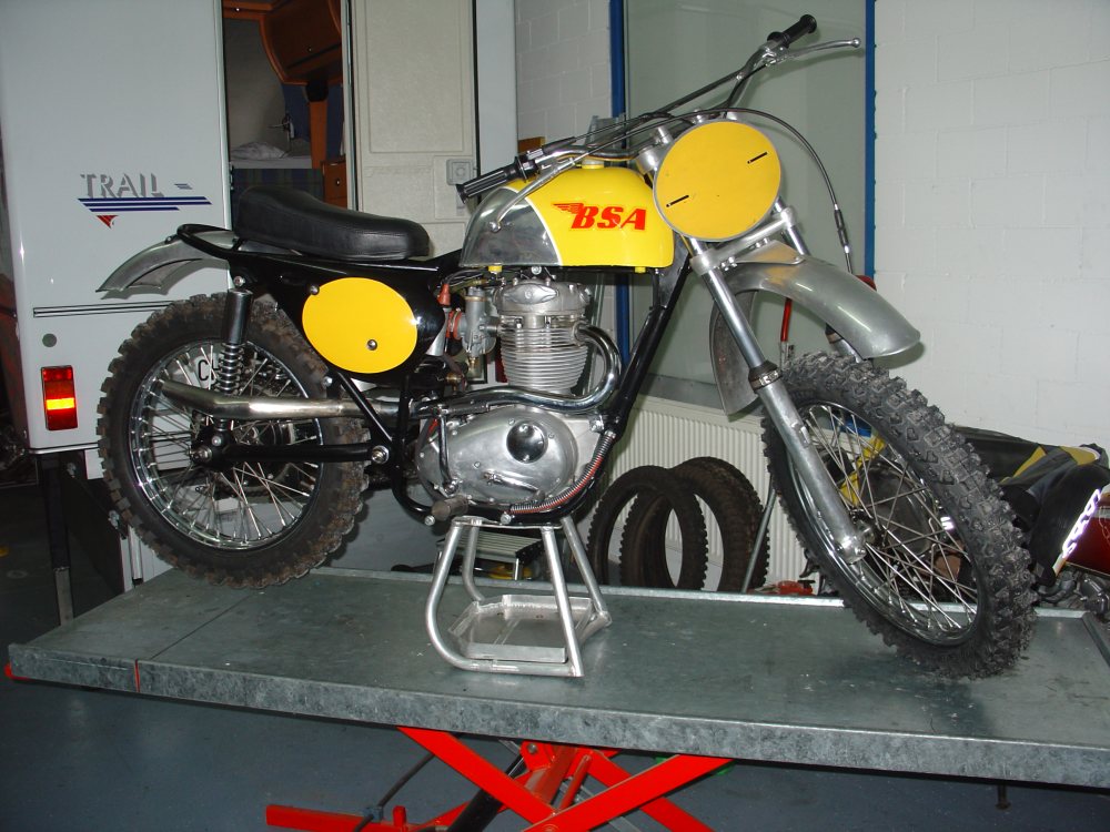 Мотоцикл BSA B44 Victor Grand Prix 1965 фото