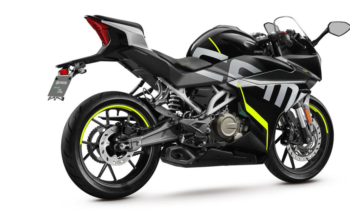 Мотоцикл CFMOTO 250 SR 2020 фото
