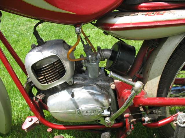 Мотоцикл Ducati 100 Cadet / 100 Mountaineer 1965 фото