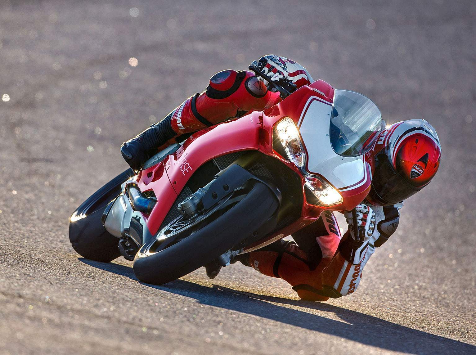 Мотоцикл Ducati 1299R Panigale 2016 фото